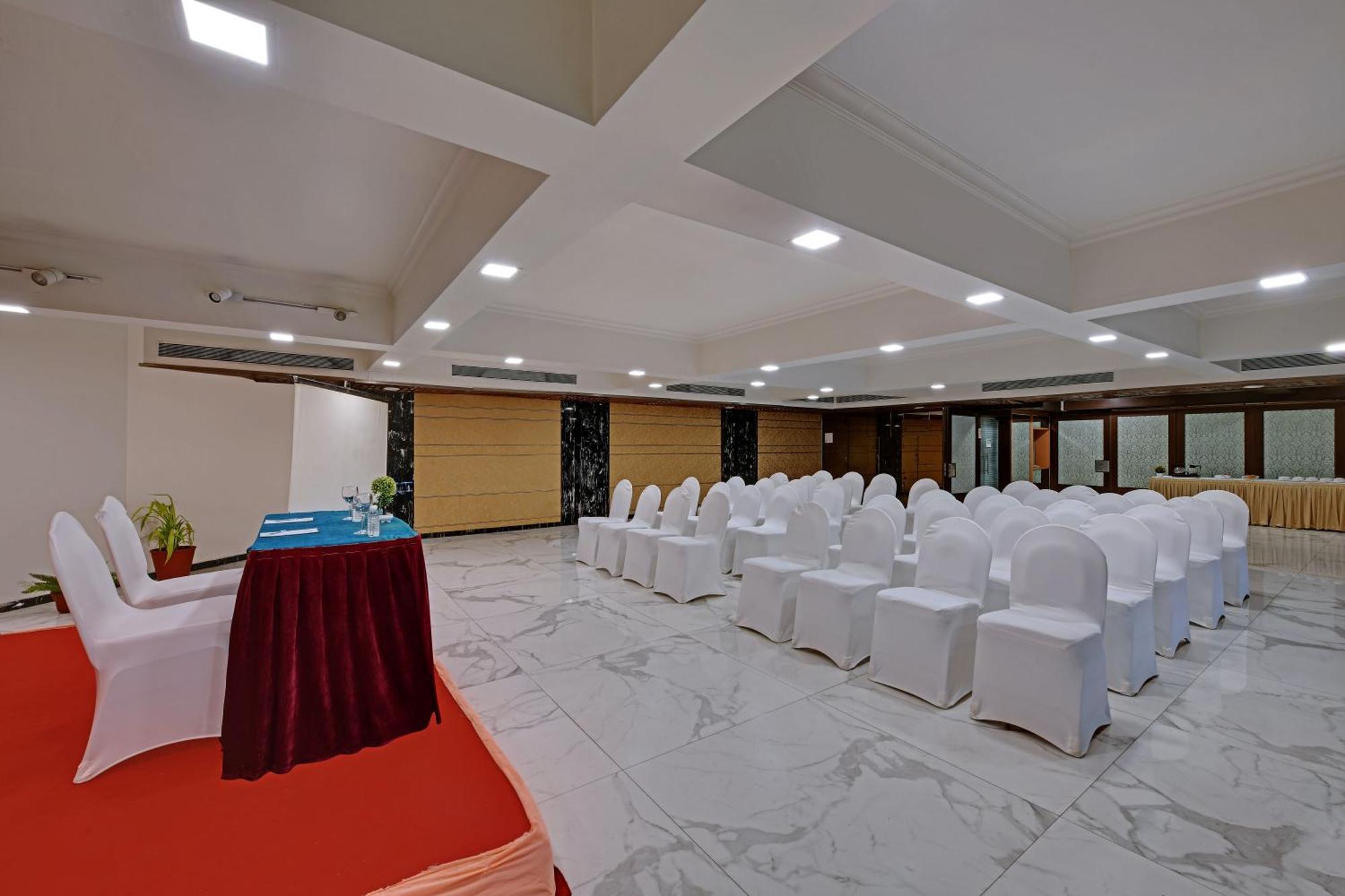 Quality Inn Regency, Nashik Extérieur photo